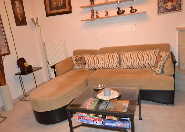 Vasiliki's Cosy House דירה ניאה מיכאניונה