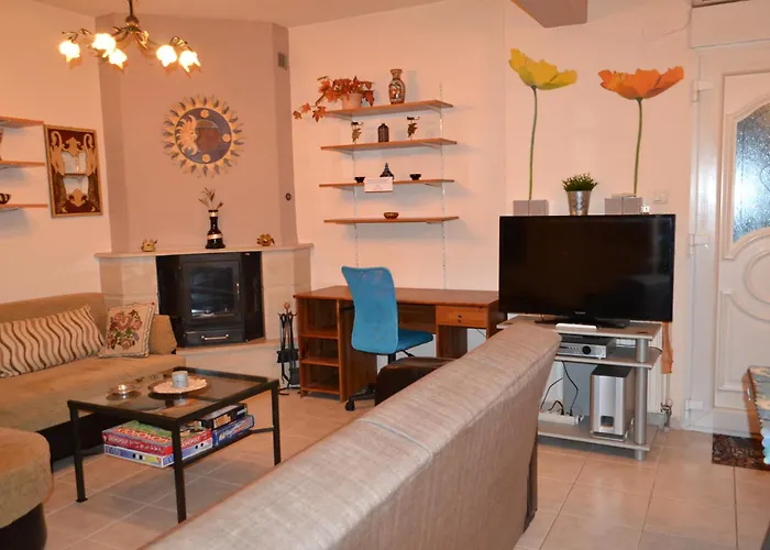 Vasiliki's Cosy House ניאה מיכאניונה