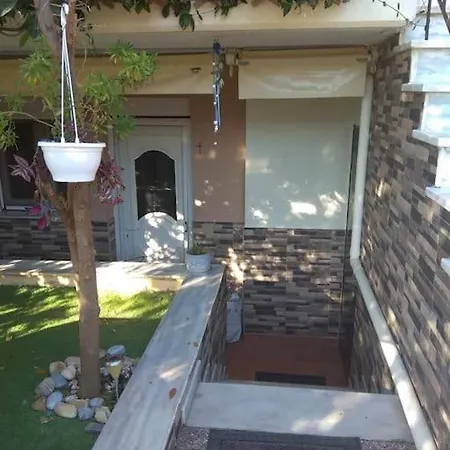 Vasiliki's Cosy House アパート ネア・ミカニオーナ